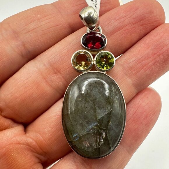 NWT Labradorite cabochon with faceted multi-gemstone pendant in Bali 925! - Picture 7 of 11